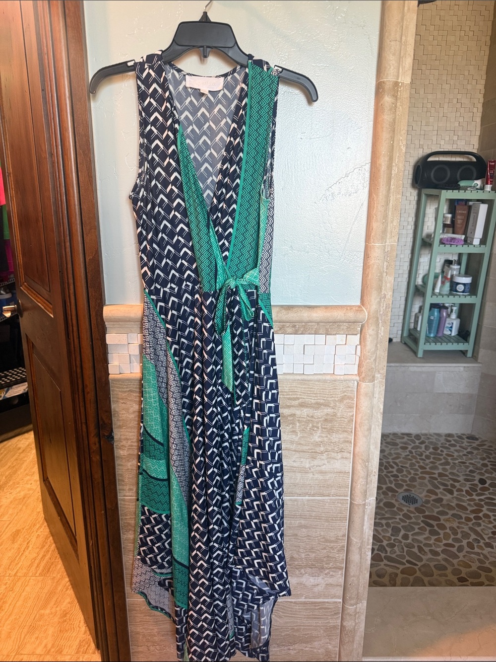 Sleeveless V-Neck Maxi Dress with Green Accents